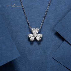 Zelin Diamond Necklace 18K White Gold