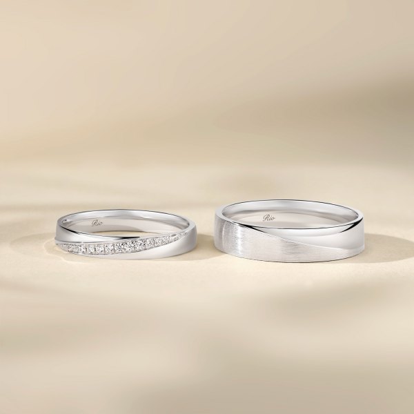 Himari Platinum Diamond Wedding Ring (Pair)