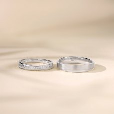Yaeko Platinum Diamond Wedding Ring (Pair)