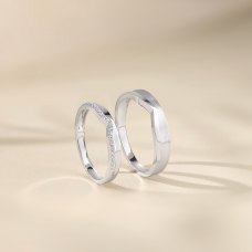Aoi Platinum Diamond Wedding Ring (Pair)