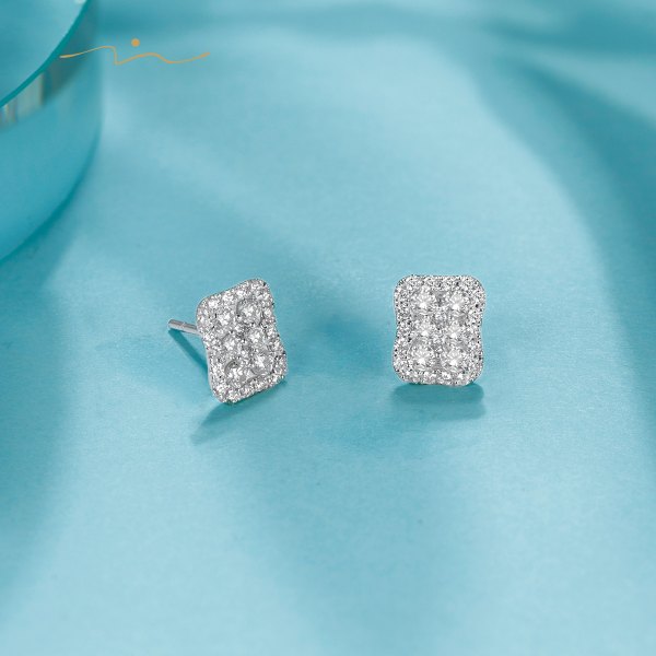 Quinn Diamond Earring 18K White Gold 