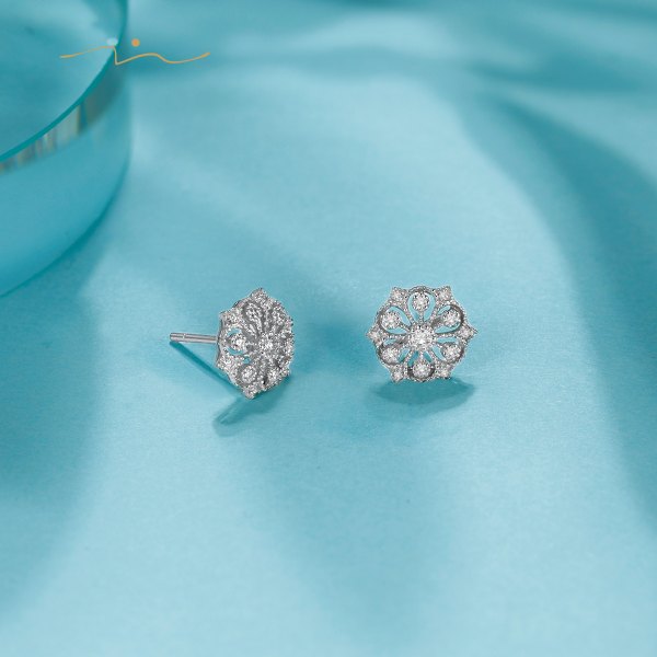 Shelin Diamond Earring 18K White Gold