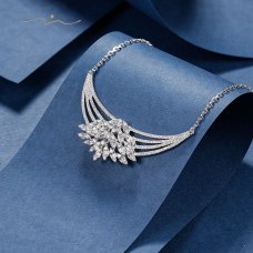 Mayrine Diamond Necklace 18K White Gold