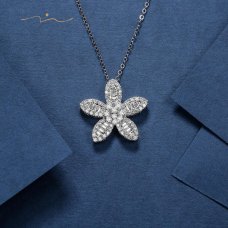 Fergeni Diamond Necklace 18K White Gold