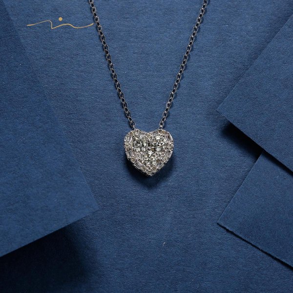 Lovel Diamond Necklace 18K White Gold