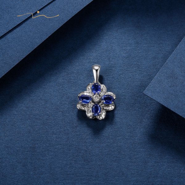 Ponise Kyanite Diamond Pendant 18K White Gold