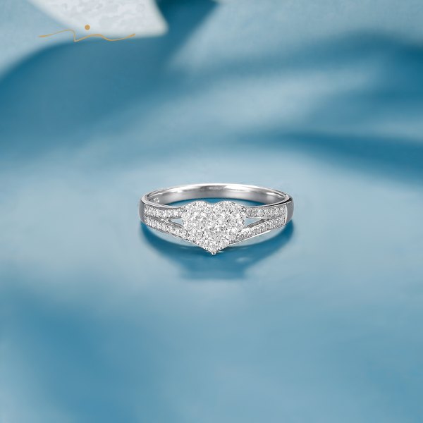 Nugitem Diamond Ring 18K White Gold