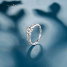 Deirl Diamond Ring 18K White Gold