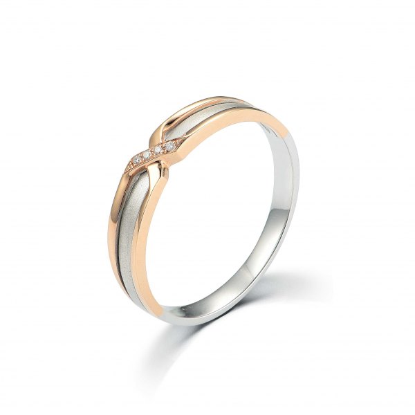 Xenia Women's White & Rose Gold Diamond Wedding Ring 
