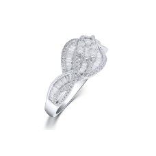 Aukai Prong Diamond Ring 18K White Gold 